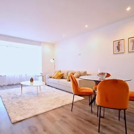 شقة Portas Do Ceu 1 Bedroom Lisboa